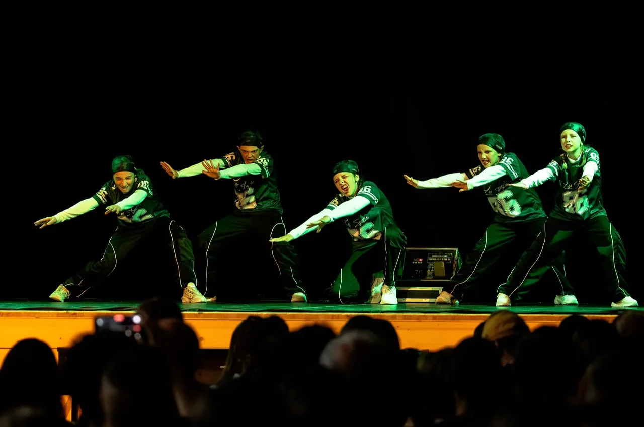 Compétition Varsity — 1000 ARTS